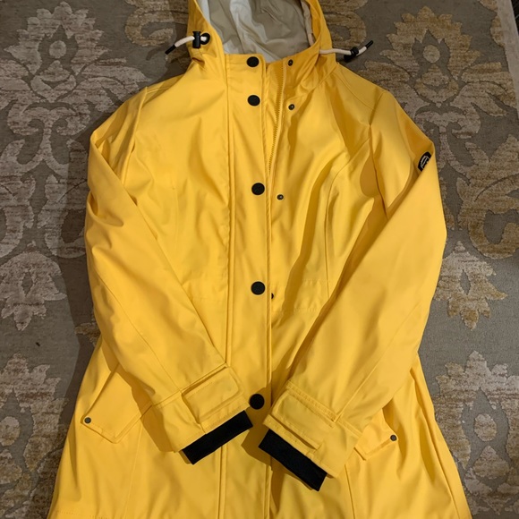 1 madison raincoat